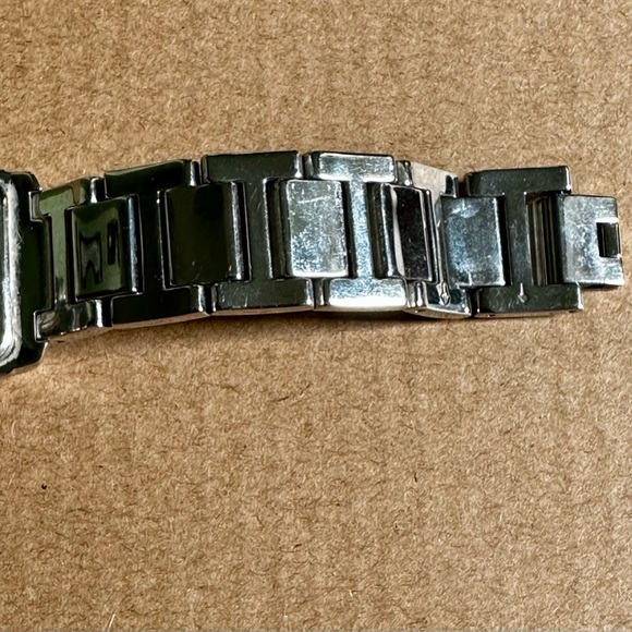 Fossil Watch - Picture 7 of 7